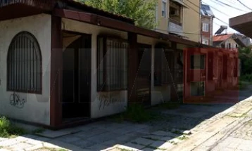 Почна отстранување на времени објекти на локалитет „Табакана“ во Куманово