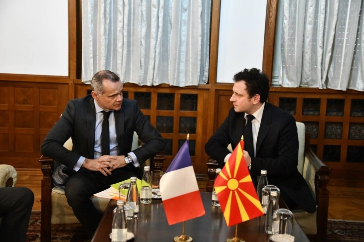 Македонско-француското партнерство и ЕУ-перспективата, во фокус на средбата Карапејовски – Ле Риголер