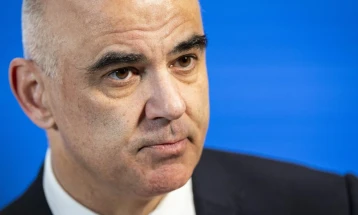 Берсе в четврток и в петок во посета на Србија