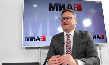 Risteski për MIA: Rregullohet puna nga distanca, fleksibilitet për orarin e punës