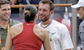 Светскиот број еден, Сабаленка, ја објави својата свршувачка