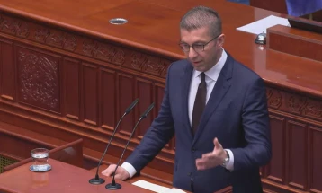 Mickoski: Ligji për përfaqësim të drejtë së shpejti para deputetëve - kriteri i parë do të jenë profesionalizimi dhe kompetenca