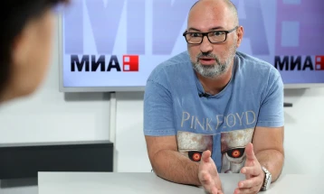 Онкологот Ристески: Никотинските лепенки не лечат рак, не слушајте глупости по интернет, напротив - го штитат ракот