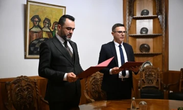 Kuvendi zgjodhi Admir Shabanin për zëvendësministër të Mbrojtjes dhe Driton Sulejmanin për zëvendësministër të Arsimit