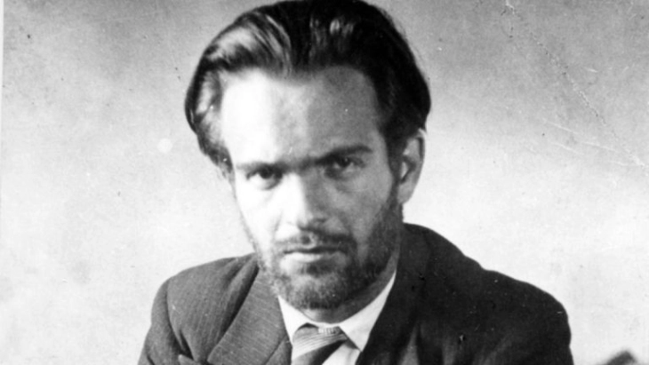 На денешен ден во 1942 година уапсен е поетот Никола Ј. Вапцаров, стрелан во Софија по четиримесечно измачување