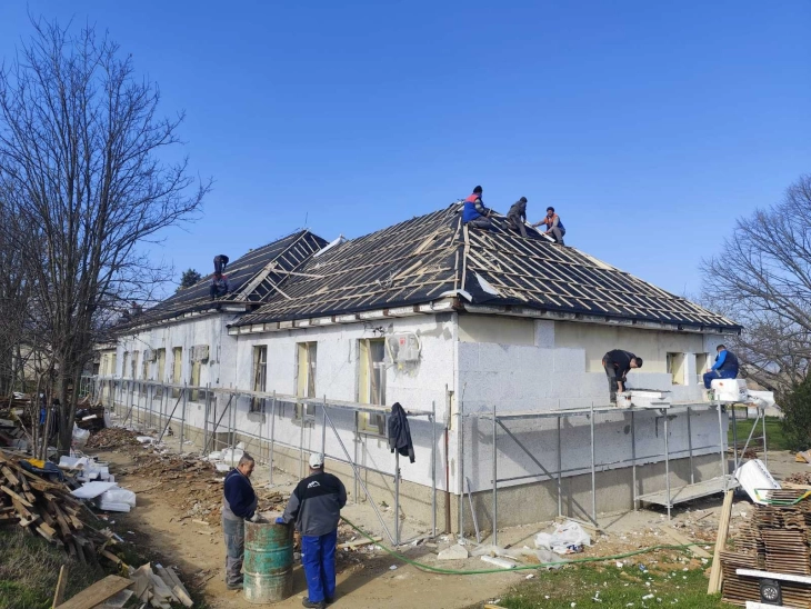 Енергетска ефикасност за два општински објекти и реконструкција на подрачно училиште во општина Валандово