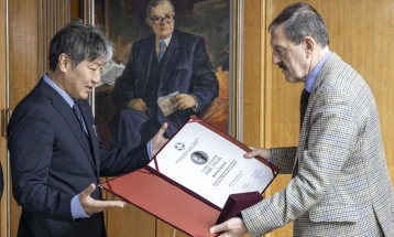 Japanese Slavist Motoki Nomachi awarded ‘Blazhe Koneski’ medal by MANU