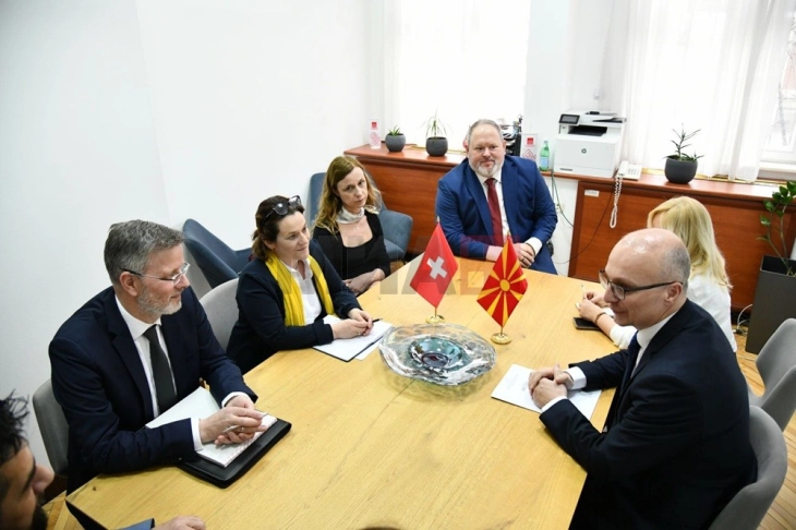 Takimi Milloshoski - Dekar: Mbështetja zvicerane për llogaridhënien dhe transparencën parlamentare