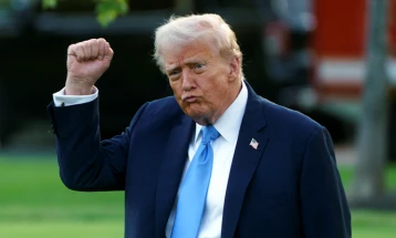 Трамп: Куба ќе падне