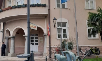 Парк со смарт клупи и лавиринт од растенија – нова содржина за гевгеличани