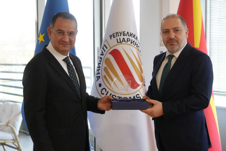 Средба на директорот на Царина со генералниот директор на СЕЛЕК: Борбата со транснационалниот организиран криминал во фокус на соработката