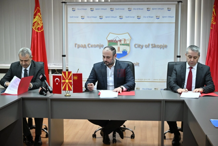 Ndriçimi dekorativ dhe arkitektonik i Urës së Gurit, kryetari i qytetit Gjorgjievski zhvilloi një takim me një delegacion turk për realizimin e projektit