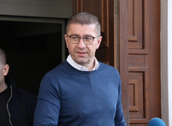 Ky është momenti kur duhet të bëjmë ndryshimin me opozitën, po punojmë në 17 investime dhe 5.000 vende të reja pune, thotë Mickoski