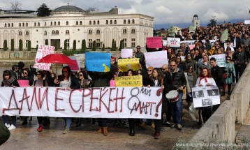 Dita ndërkombëtare e gruas 8 Marsi - lufta për barazi ekonomike, politike dhe shoqërore