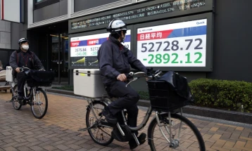 Përshkallëzimi i luftës me Iranin ka tronditur tregjet: rënie e ndjeshme e bursave dhe rritje e çmimeve të naftës