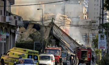 Најмалку 20 загинати во израелски напади врз јужен Либан и предградијата на Бејрут