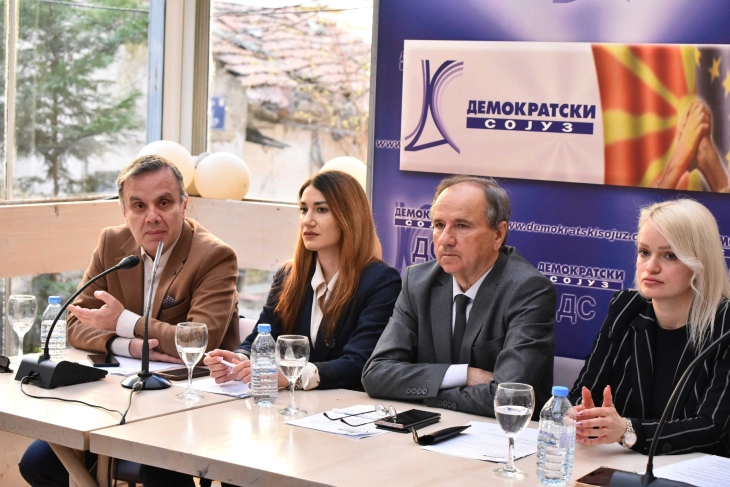 Демократски сојуз: Војната многу брзо ќе заврши и ќе почнат разговори