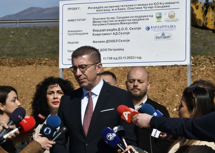 Мицкоски: Македонија со убедливо најниска цена на нафтата, нема опасност од недостиг