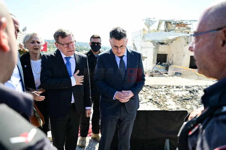 Вадефул морал да се засолни во бункер при ненајавената посета на Израел