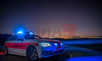 Gjashtë persona e kanë humbur jetën, disa të tjerë janë lënduar nga një zjarr në një autobus në Zvicër