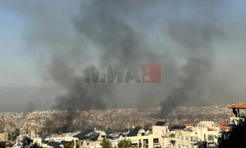 Izraeli sulmon objektivat e Hezbollahut në periferitë jugore të Bejrutit, luftimet kanë shpërngulur rreth 760,000 libanezë