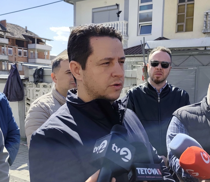 Лимани: Проблемот со превозот на ученици во Гостивар ќе треба да се решава заеднички со МОН