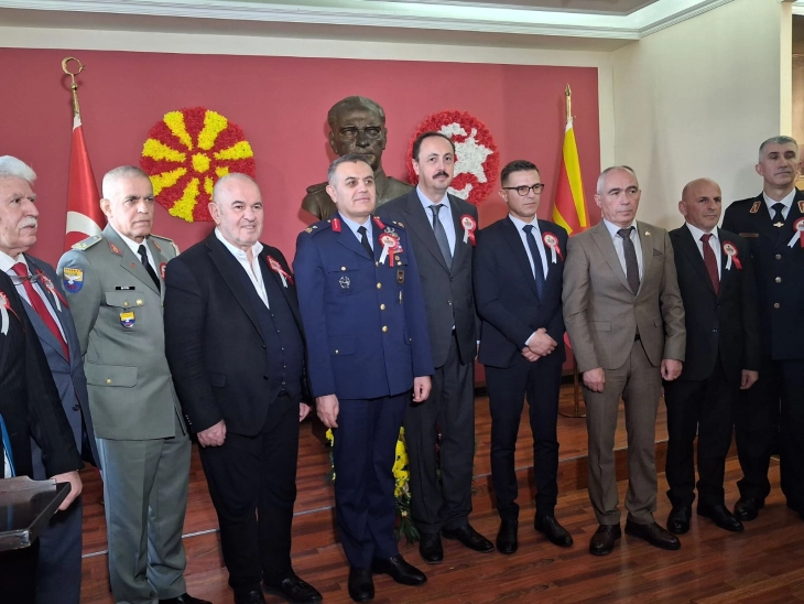 Во Битола потсетување на пораката на Кемал Ататурк – „Мир во татковината, мир во светот“