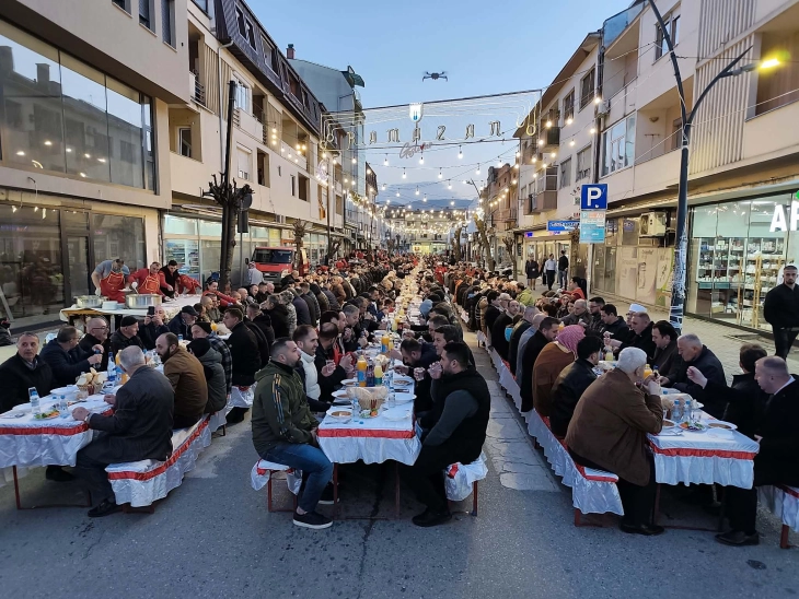 Iftar i përbashkët në Gostivar për mbi një mijë besimtarë