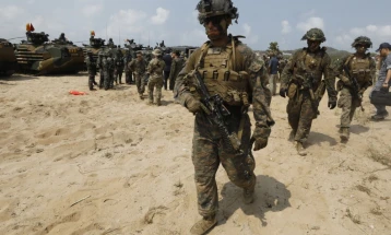 Ej-Bi-Si: SHBA-ja dërgon 2.200 marinsa në anije drejt Lindjes së Mesme