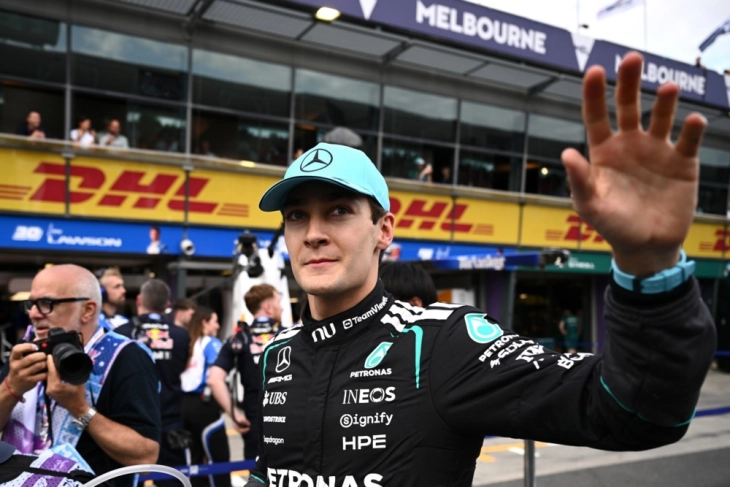Russell sees off Hamilton to win Chinese Grand Prix sprint race