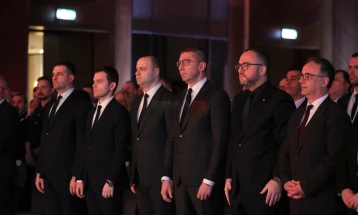 Мицкоски: Трагедијата во Кочани стави и друга трага - трага на солидарност, хероите никогаш нема да бидат заборавени