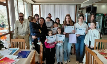 Во Пустец доделени наградите на најуспешните на конкурсот „Моите македонски корени“