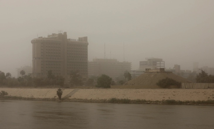 Ракетиран аеродромот во Багдад