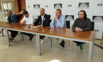 Јубилеен – петти Театарски фестивал „5РЕ“ во Велес