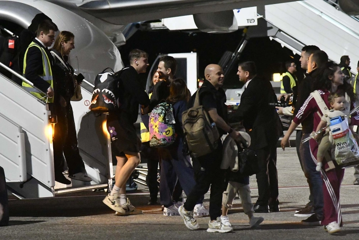 Me fluturim të tretë të organizuar nga EBA sonte në Shkup duhet të kthehen edhe 119 shtetas të Maqedonisë së Veriut