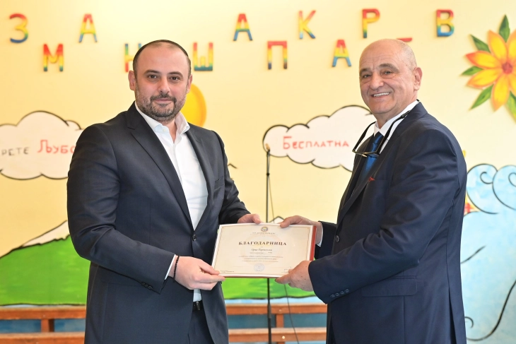 Ѓорѓиевски најавува инвестиции во дигитална опрема и одржливи енергетски решенија во средните училишта