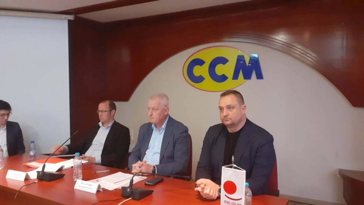 Триангл: Да се почитуваат договорите за зголемување на платата и колективните договори, а законите да се спроведуваат