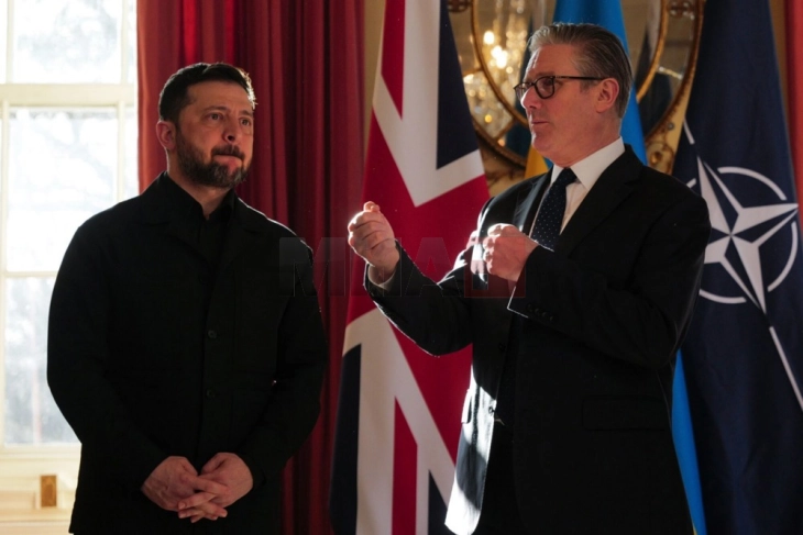 Зеленски ги повика Трамп и Стармер на состанок за подобрување на односите