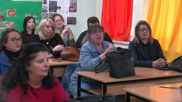 Во Штип обука за нарачка на учебници преку електронски систем