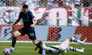 Барселона заинтересирана за Бастони