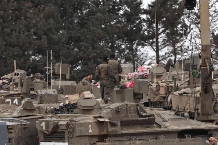 Либан: Бројот на загинати надмина 900, Израел уништи нови мостови на реката Литани