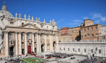 Vatikani i kërkon Trampit të ndalojë menjëherë veprimet ushtarake në Iran