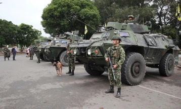 Претседателката на Венецуела го разреши министерот за одбрана близок на Мадуро