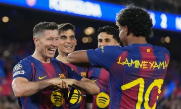 Salah and Kane get 50th CL goals as Liverpool and Bayern advance