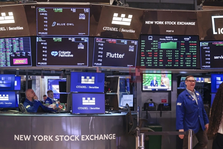 Цените на нафтата пораснаа на 114 долари за барел, гасот поскапе за 30 отсто, европските индекси во пад