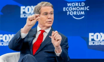 Бесент: САД би можеле да ги укинат санкциите врз иранската нафта за да го олеснат зголемувањето на цената