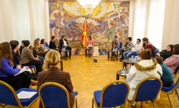 Сиљановска-Давкова: Потребна е поголема институционална поддршка за инклузија на лицата со Даунов синдром