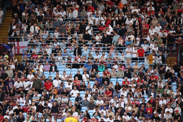 Билетите за гостински навивачи во Премиер лигата уште две години по иста цена