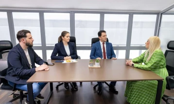 Вицепремиерот и министер за европски прашања Сали го посети ООУ Ресурсниот центар „Иднина“ по повод Меѓународниот ден на лицата со Даунов синдром