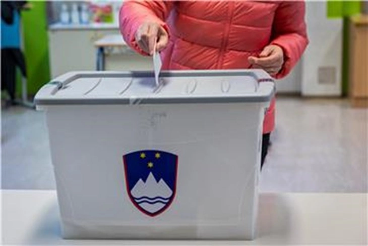 Tight race as Slovenia holds parliamentary elections